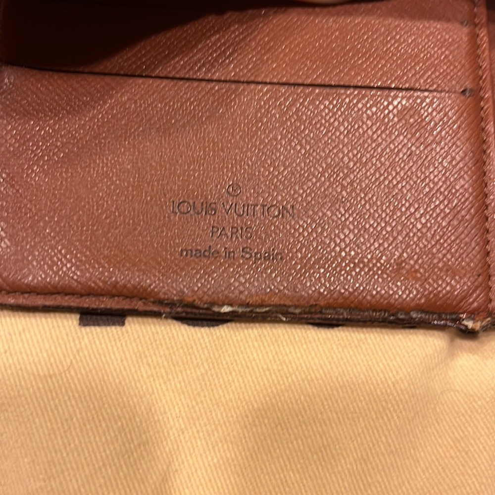 Authentic Louis Vuitton wallet 🪪 - Picture 4 of 11